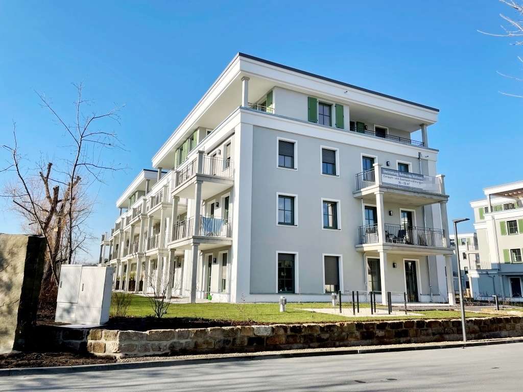 Wohnung zum Kaufen in Pirna 150.000,00 € 43.44 m²