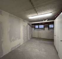 Halle in Köln 150,00 € 18.5 m² - 150,00&nbsp;EUR Kaltmiete, ca.&nbsp; 18,50&nbsp;m&sup2; in Köln (PLZ: 50668)