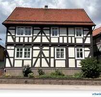 Haus zum Kaufen in Wehretal 200.000,00 € 204 m²