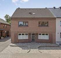 Haus zum Kaufen in Bergheim 399.000,00 € 244 m²