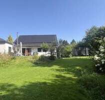 Haus zum Kaufen in Königswinter Niederbuchholz 590.000,00 € 213.87 m² - Königswinter / Niederbuchholz