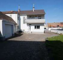 Haus zum Kaufen in Linkenheim-Hochstetten 390.000,00 € 189 m²