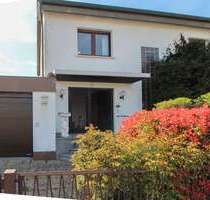 Haus zum Kaufen in Gernsheim 595.000,00 € 266.08 m²