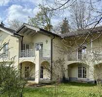 Haus zum Kaufen in Kirchseeon 1.700.000,00 € 375 m²