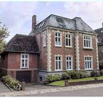 Haus zum Kaufen in Husum 1.280.000,00 € 438 m²