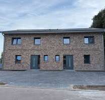 Haus zum Mieten in Uetersen 1.950,00 € 124.74 m²