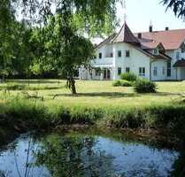 Haus zum Mieten in Ochsenhausen 4.150,00 € 521 m²
