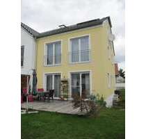 Haus zum Mieten in Ingolstadt 1.750,00 € 141 m²