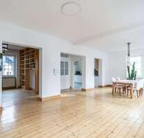 Haus zum Mieten in Wiesbaden 2.999,00 € 220 m²