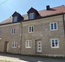 Haus zum Kaufen in Harburg (Schwaben) 245.000,00 € 117 m²