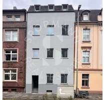 Haus zum Kaufen in Duisburg 399.000,00 € 272 m²