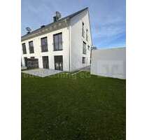 Haus zum Mieten in Eching 1.975,00 € 158 m²