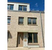 Haus zum Mieten in Hannover 2.002,88 € 125.18 m²