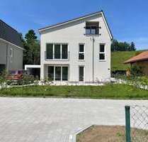 Haus zum Mieten in Traunstein 2.400,00 € 178 m²