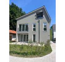 Haus zum Mieten in Traunstein 2.500,00 € 178 m²
