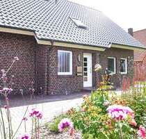 Haus zum Kaufen in Ostrhauderfehn 425.000,00 € 185.29 m²