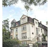 Wohnung zum Kaufen in Frankfurt 2.650.000,00 € 374 m²