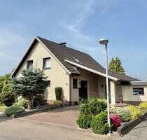 Haus zum Kaufen in Brake 298.000,00 € 122.24 m²