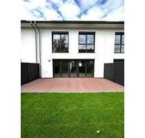 Haus zum Mieten in Rövershagen 1.695,00 € 140 m²