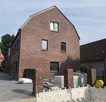 Haus zum Mieten in Norderstedt 2.650,00 € 170 m²