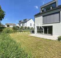Haus zum Mieten in Sulzbach (Taunus) 4.100,00 € 251 m²