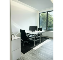 Büro in Grünwald 499,00 € 4 m² - 499,00&nbsp;EUR Kaltmiete, ca.&nbsp; 4,00&nbsp;m&sup2; in Grünwald (PLZ: 82031)