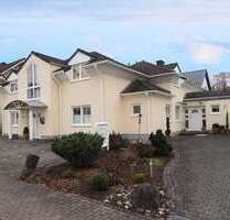 Haus zum Kaufen in Helferskirchen 649.000,00 € 284 m²