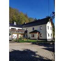 Haus zum Kaufen in Kamsdorf 500.000,00 € 250 m²