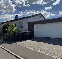 Haus zum Mieten in Reutlingen 2.100,00 € 154 m²