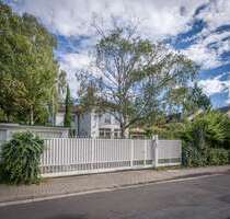 Haus zum Kaufen in Wiesbaden 1.880.000,00 € 346 m²