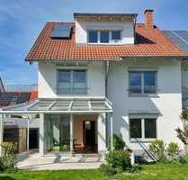 Haus zum Kaufen in Walldorf 885.000,00 € 219 m²