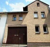 Haus zum Kaufen in Grafschaft 250.000,00 € 104 m²