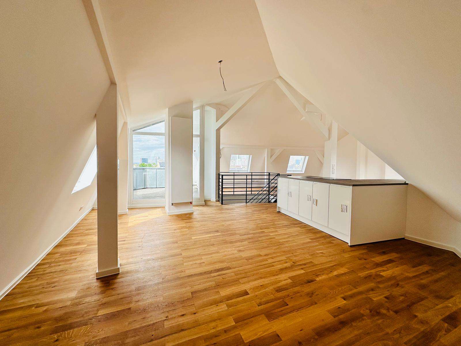 Wohnung zum Mieten in Frankfurt 2.490,00 € 125 m²