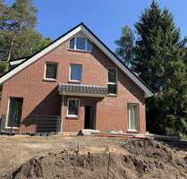 Haus zum Mieten in Buchholz 1.663,04 € 103.94 m²
