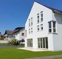Haus zum Mieten in Oberursel 3.050,00 € 196.1 m²