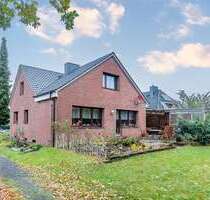 Haus zum Kaufen in Brackel 460.000,00 € 215 m²