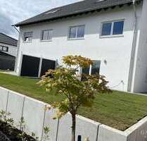 Haus zum Mieten in Sulzfeld 1.940,00 € 160 m²
