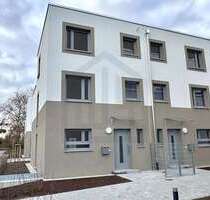 Haus zum Mieten in Leopoldshafen 1.755,00 € 132.6 m²