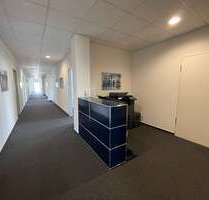 Büro in Bühl 7.608,00 € 634 m² - 7.608,00 EUR Kaltmiete, ca.  634,00 m² in Bühl (PLZ: 77815)