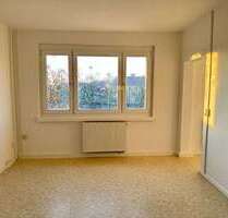 Wohnung zum Mieten in Dessau-Roßlau 245,00 € 24.39 m²