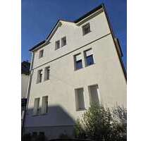 Haus zum Kaufen in Esslingen am Neckar 899.000,00 € 201 m²