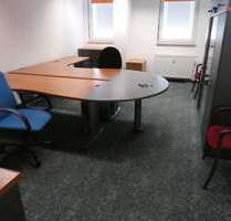 Büro in Roth 395,00 € 29 m² - 395,00 EUR Kaltmiete, ca.  29,00 m² in Roth (PLZ: 91154)