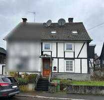 Haus zum Kaufen in Gummersbach 99.000,00 € 147 m²