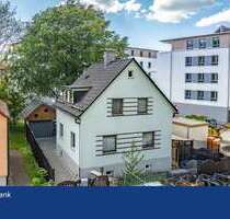 Haus zum Kaufen in Suhl 245.000,00 € 134.91 m²