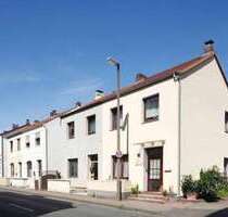 Haus zum Kaufen in Kriftel 950.000,00 € 244 m²