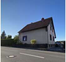 Haus zum Kaufen in Eisfeld Harras 140.000,00 € 130 m² - Eisfeld / Harras