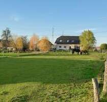 Grundstück zu verkaufen in Eitorf 108.000,00 € 1100 m²