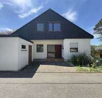 Haus zum Mieten in Kirchentellinsfurt 1.850,00 € 184 m²