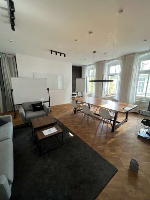 Büro in Berlin 3.390,00 € 180 m²