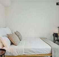 WG-Zimmer in Berlin 705,00 € 12 m²